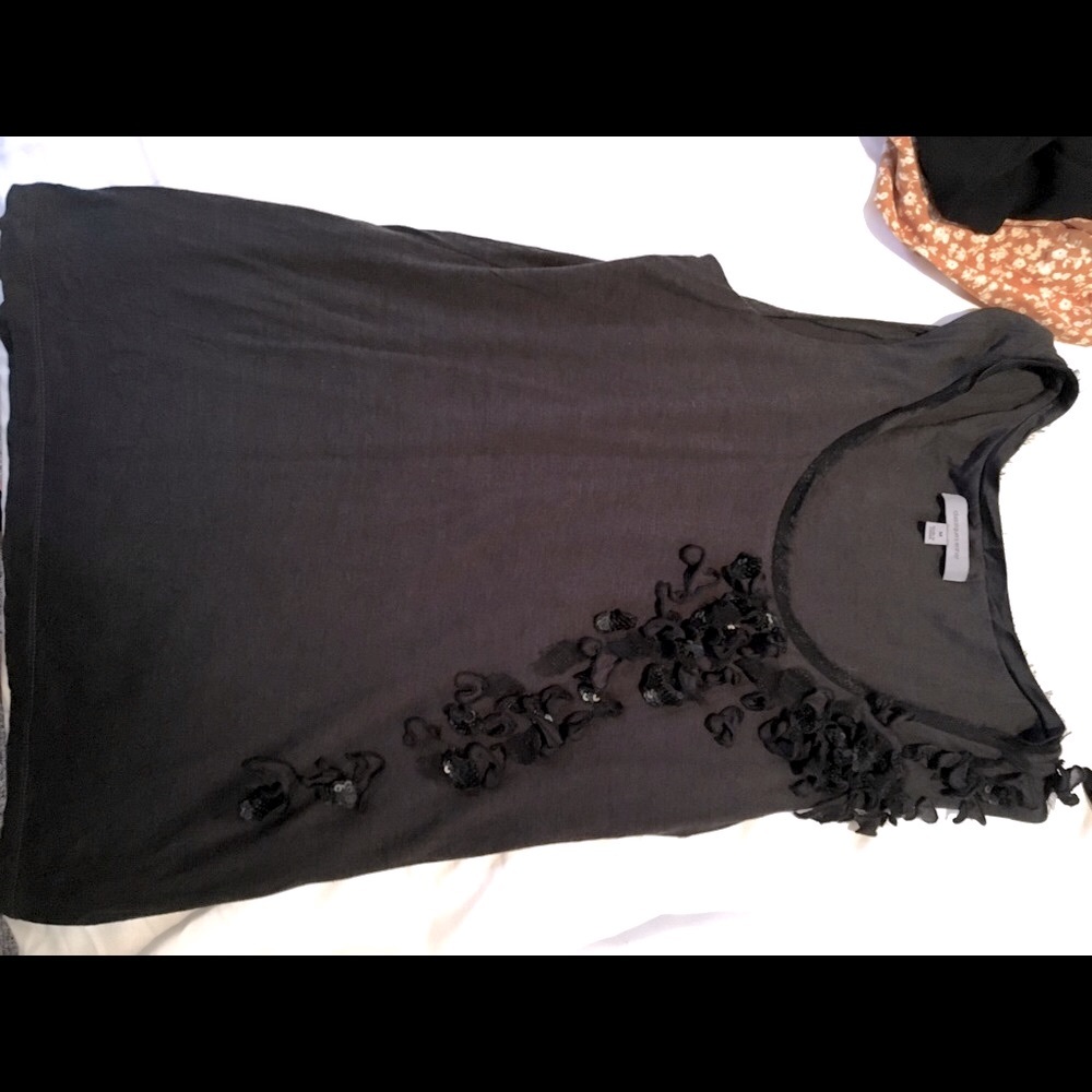 Flower detail soft tank